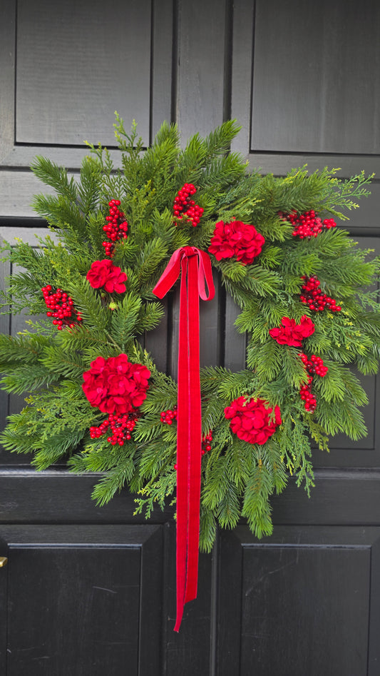 Classic Red & Green Christmas Wreath