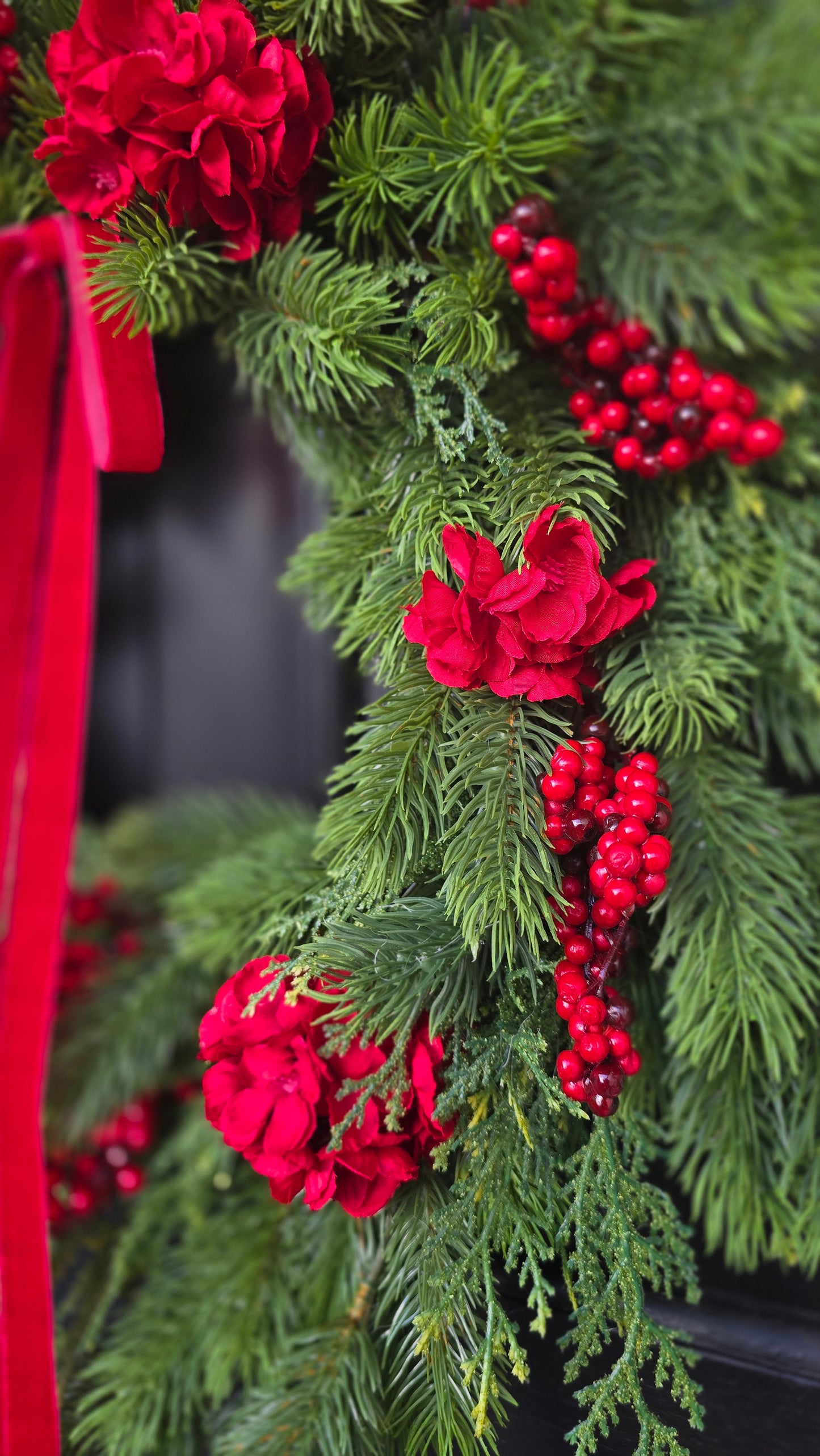 Classic Red & Green Christmas Wreath